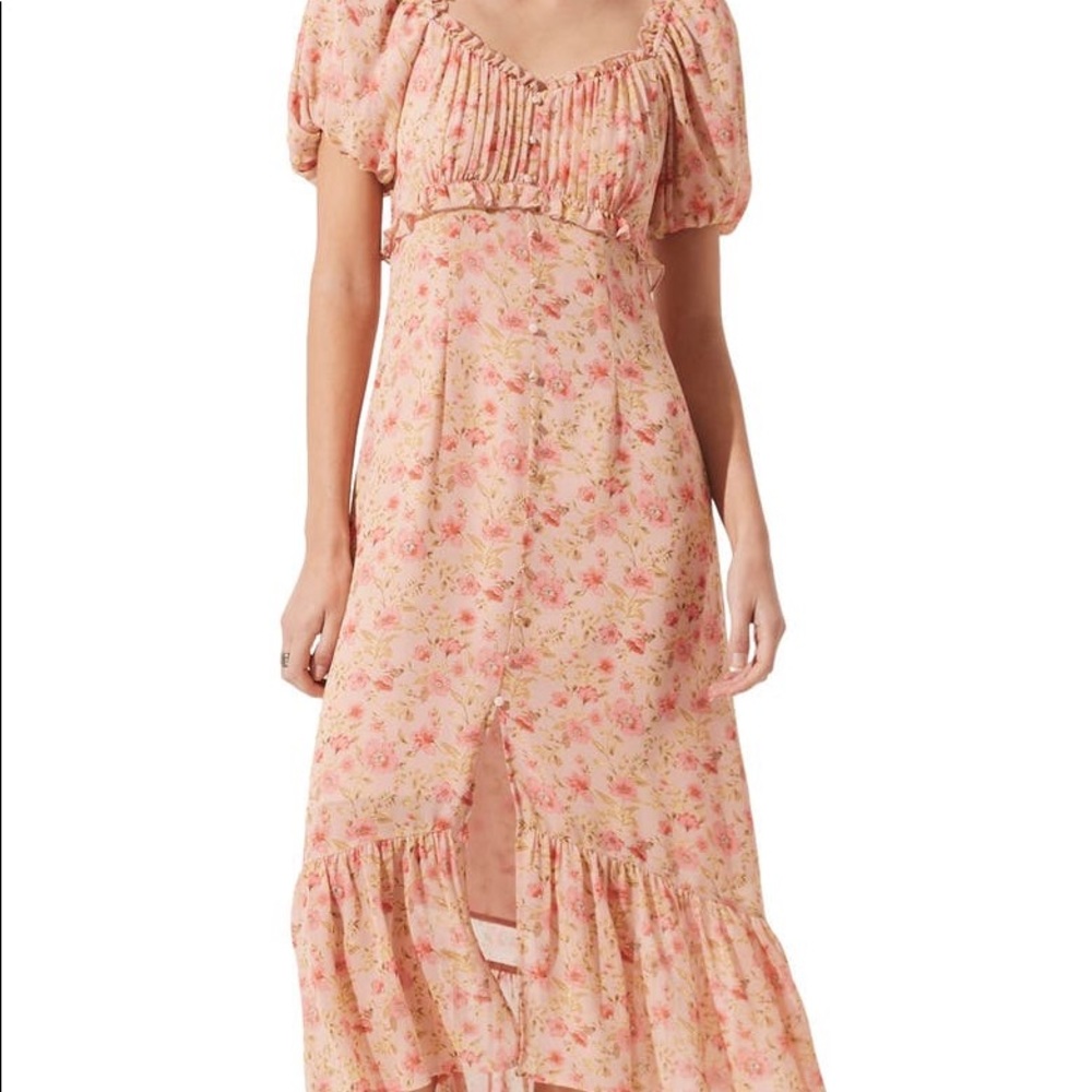 Astr the label floral midi dress